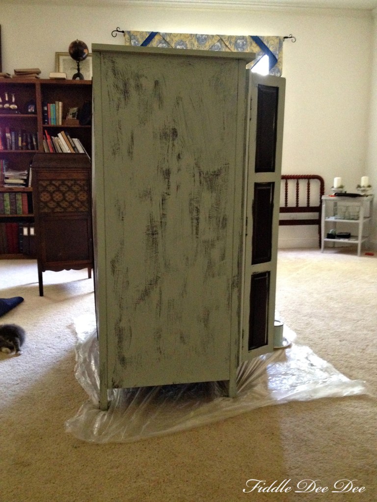 The first layer of paint on the wardrobe