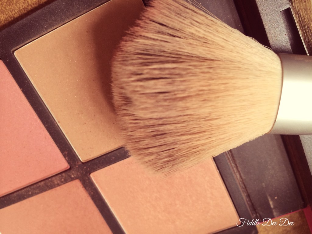 How to clean Makeup brushes