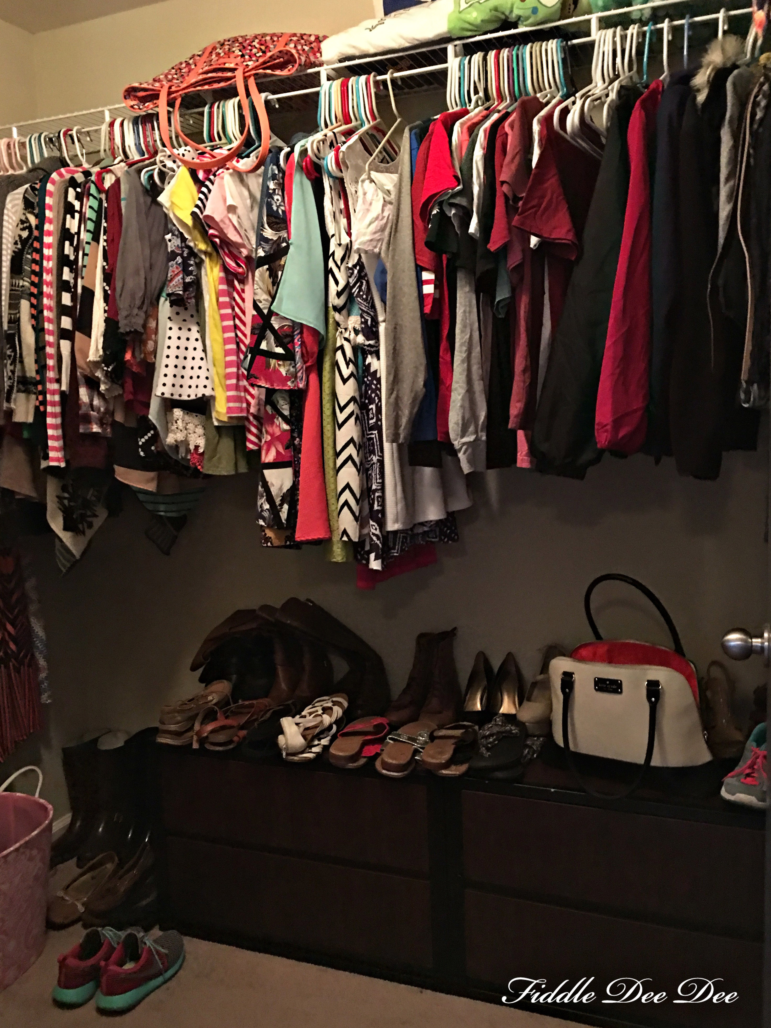 college-girls-cloaet-oh-fiddledeedee-com