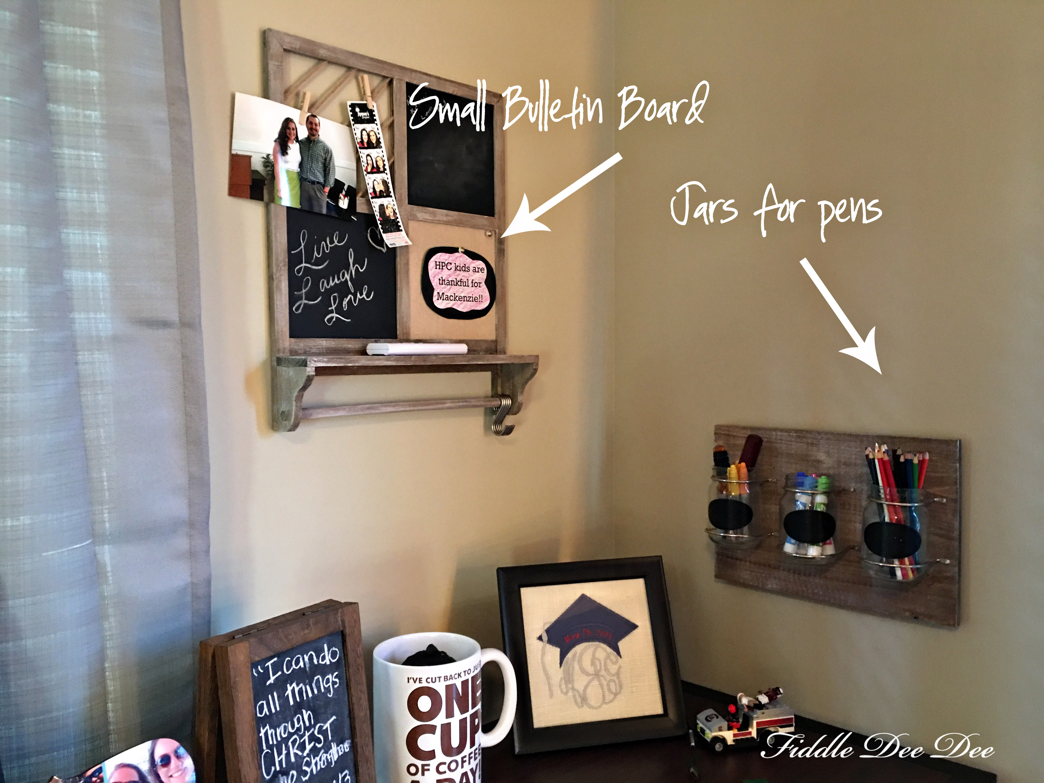 college-girls-desk-oh-fiddledeedee-com