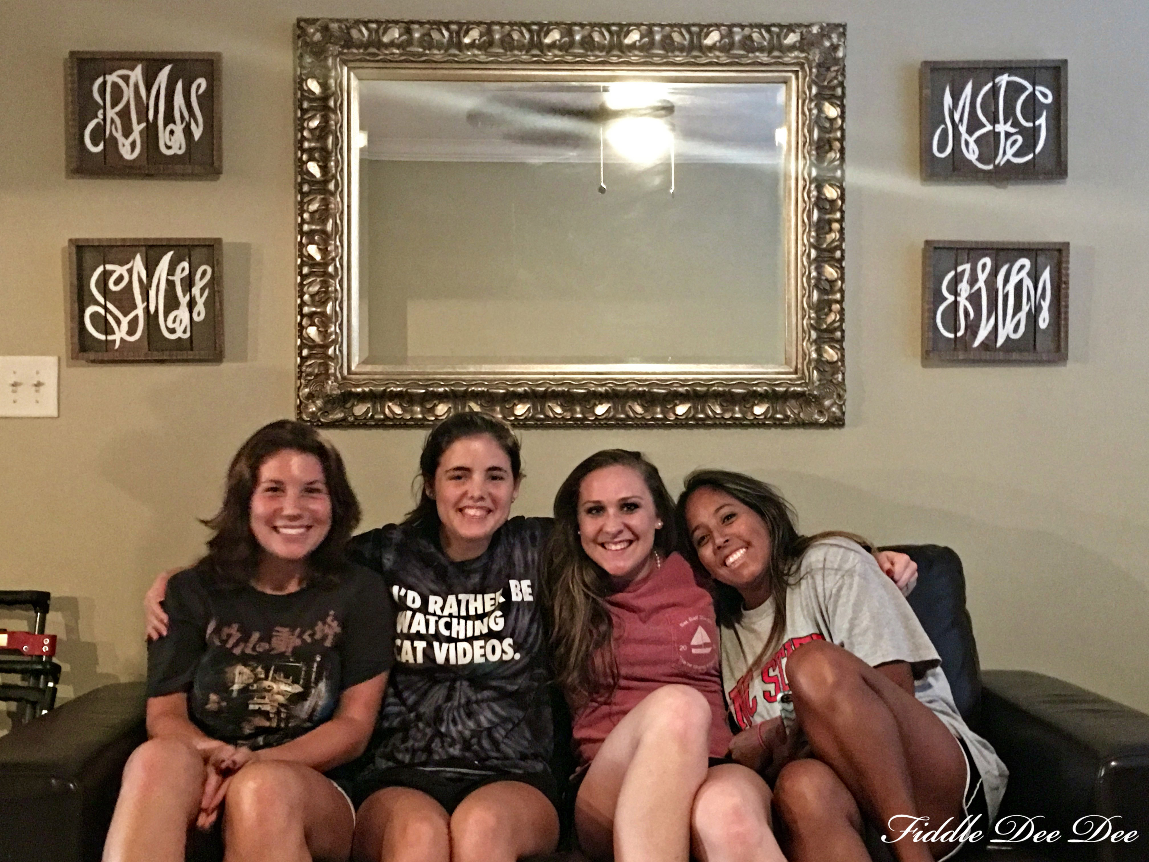 college-roomies-oh-fiddledeedee-com