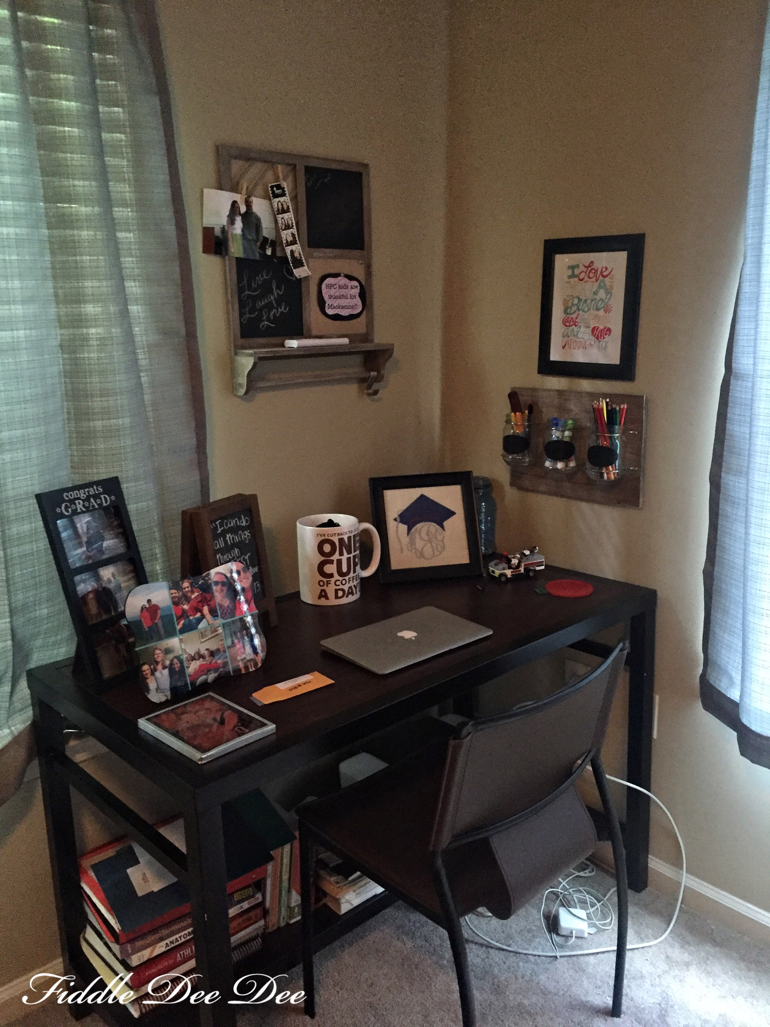 desk-space-oh-fiddledeedee-com