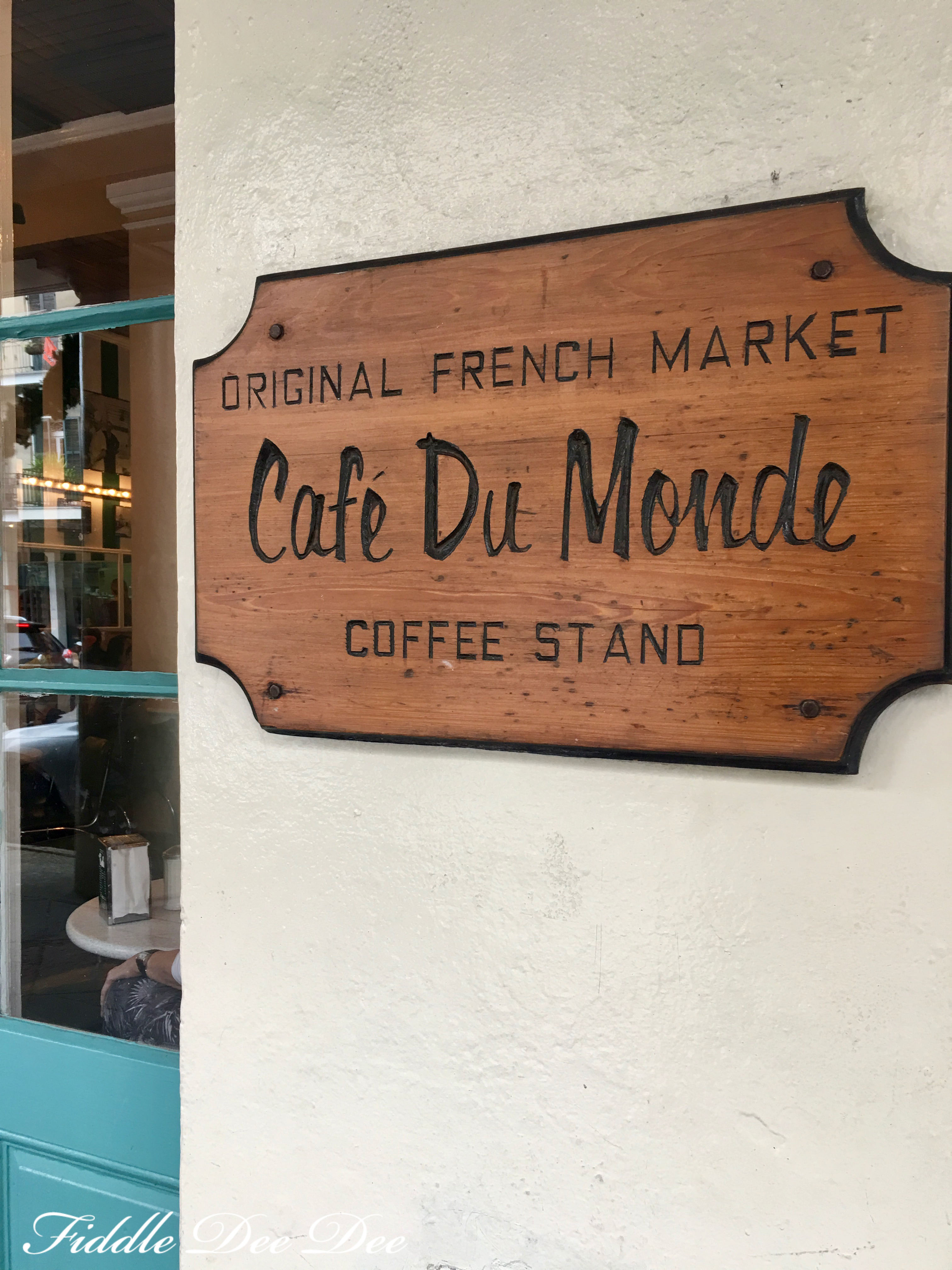 cafe-du-monde-ohfiddledeedee-com
