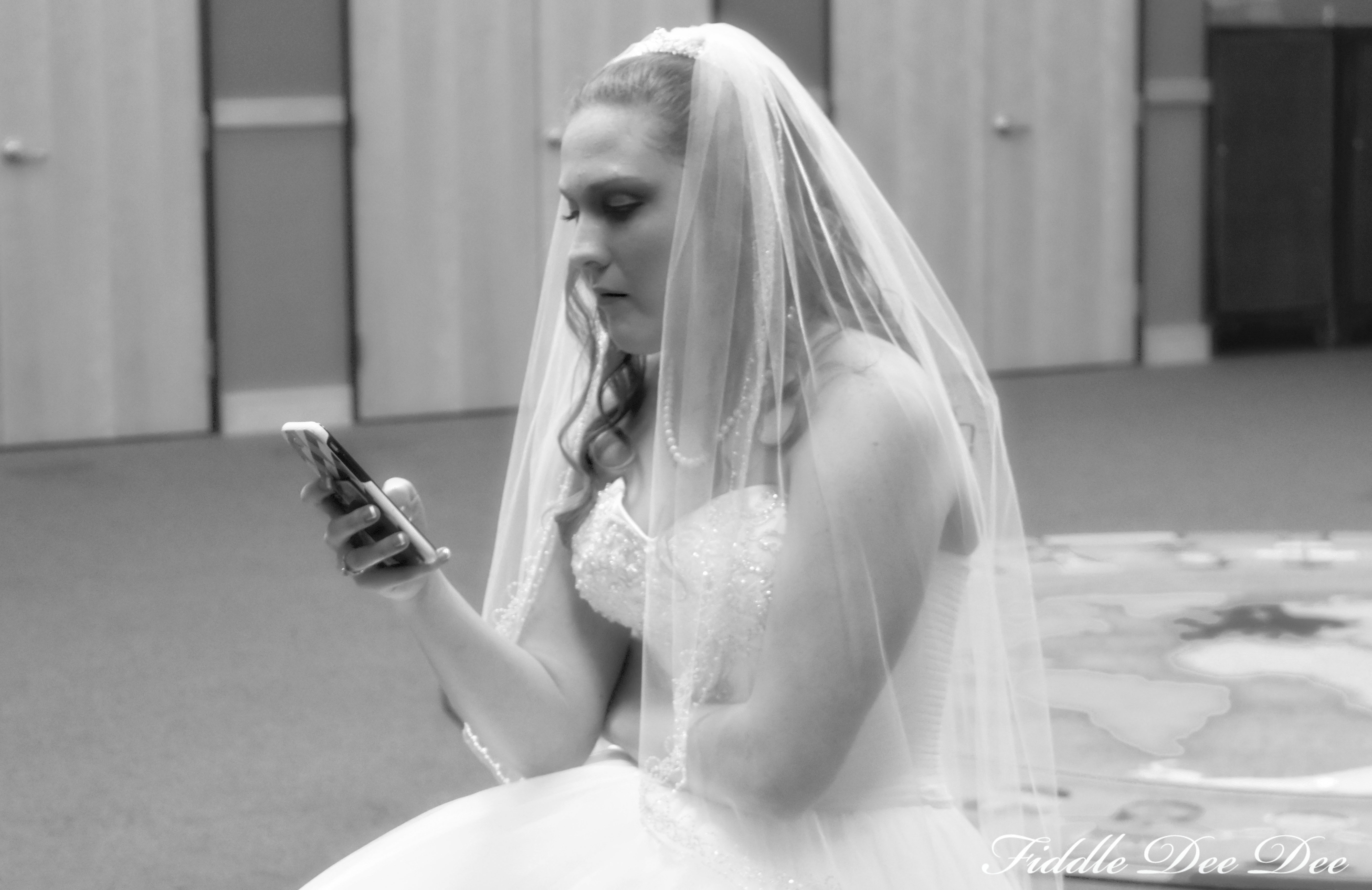 Nervous-Bride | Oh-Fiddle-Dee-Dee