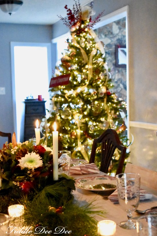 Dining-Room-Christmas | oh-fiddle-dee-dee