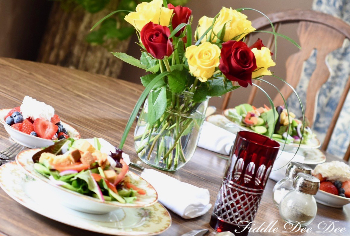 Table-Setting-Girls-Luncheon | Fiddle-Dee-Dee