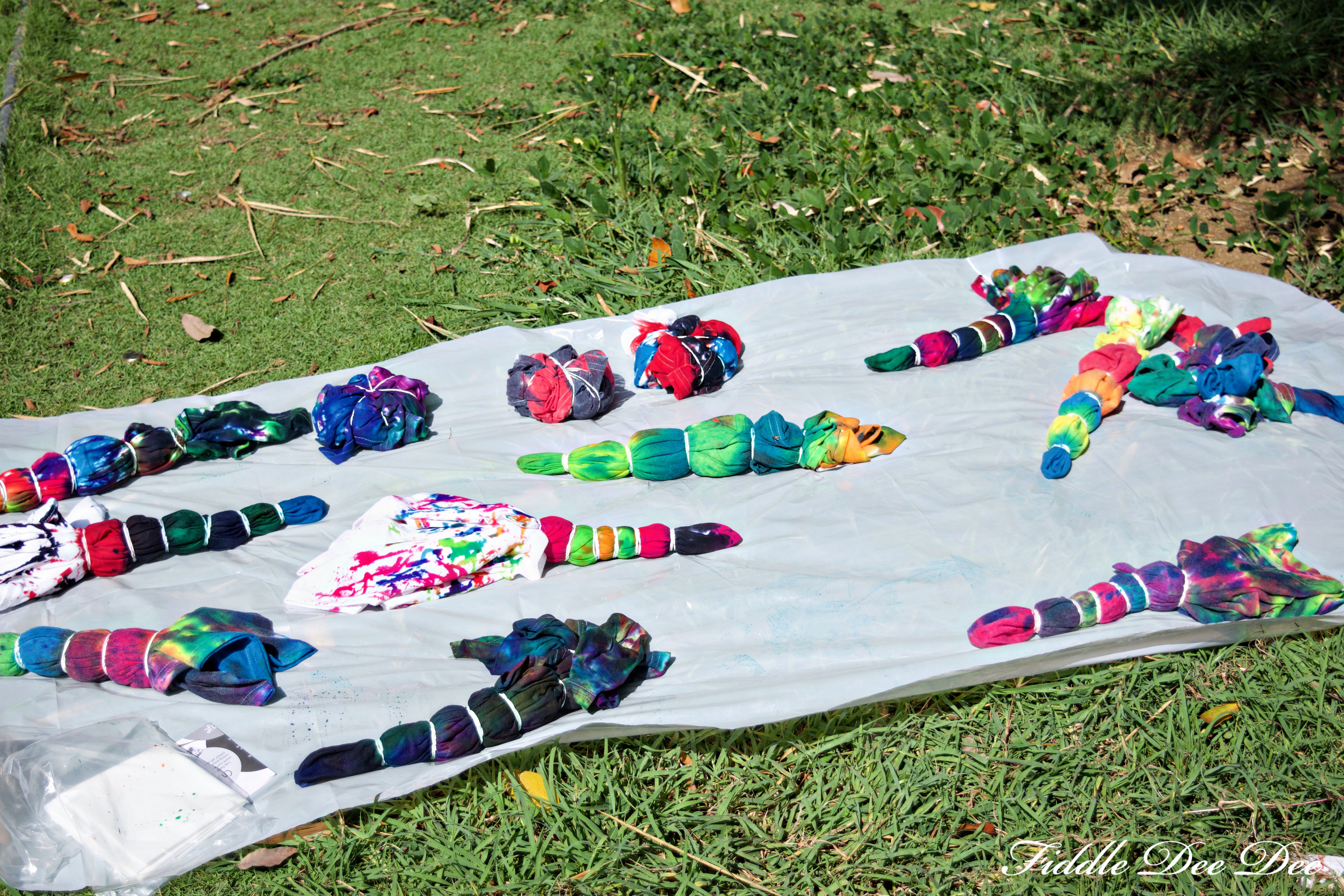 Tie-Dyed-Shirts | ohfiddledeedee.com