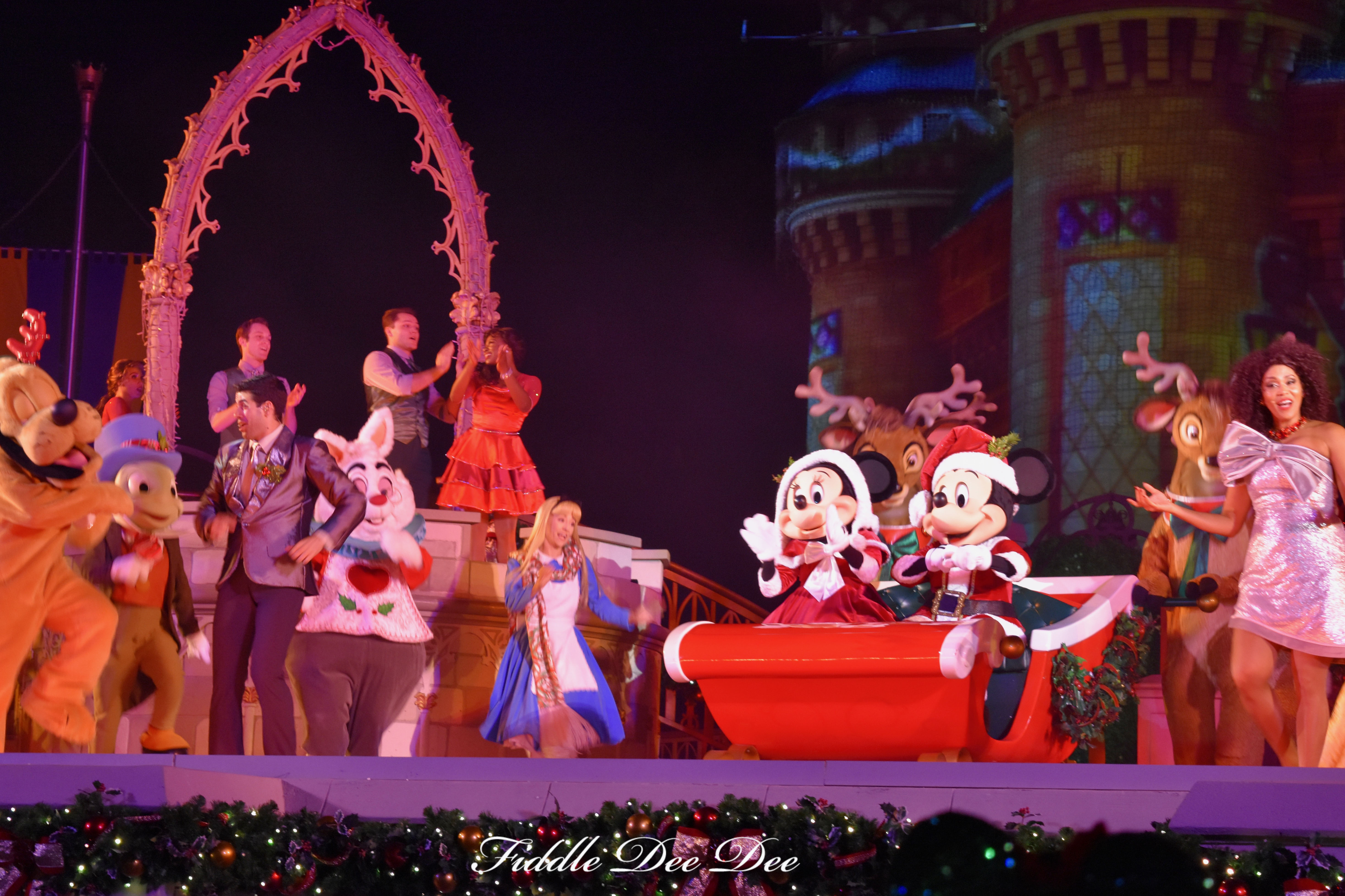 Disney-Christmas-Celebration | Fiddle Dee Dee