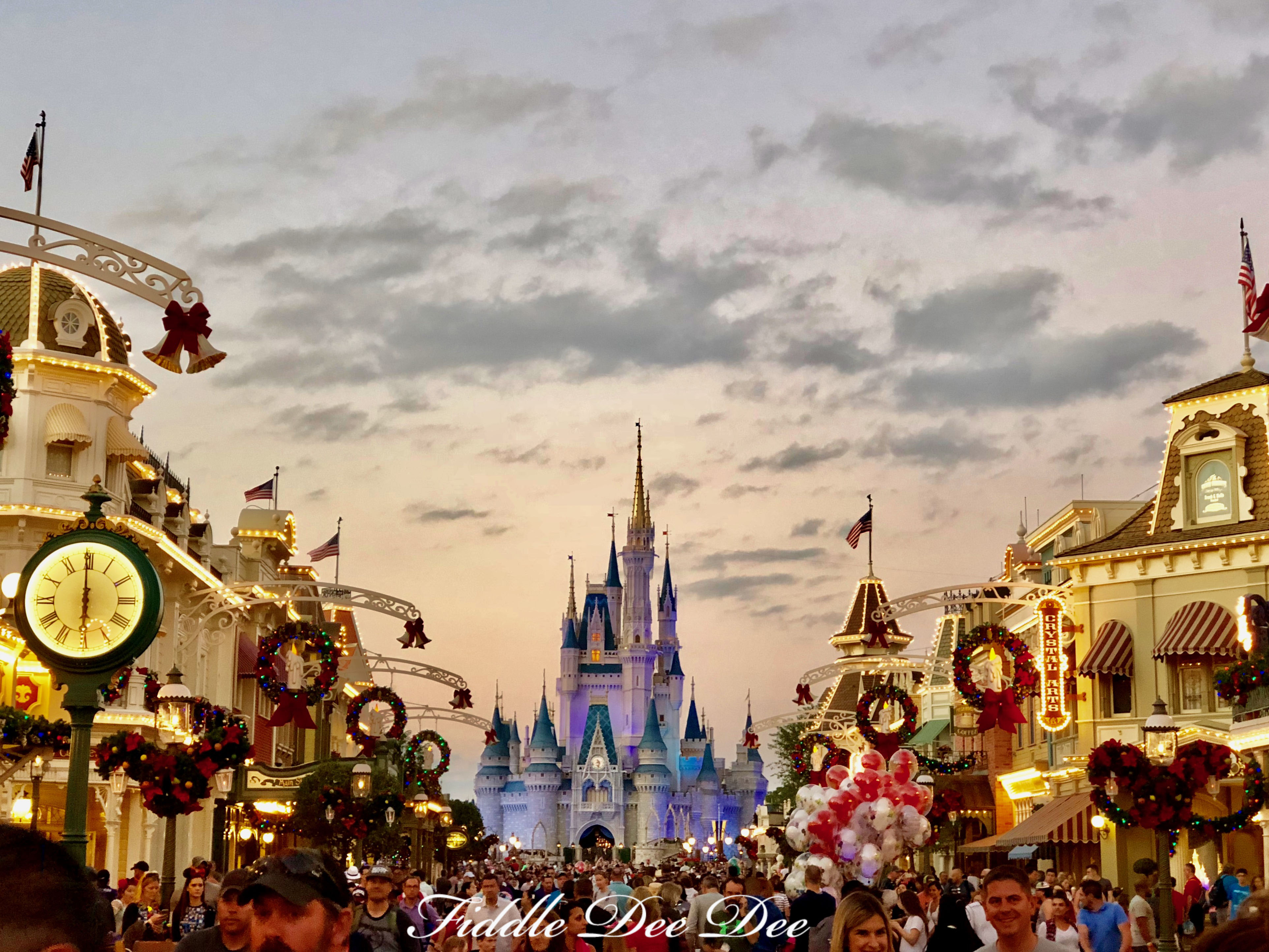 Disney-Main-Street-USA | Fiddle Dee Dee