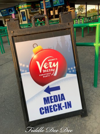 Disney-Media-Night | Fiddle Dee Dee