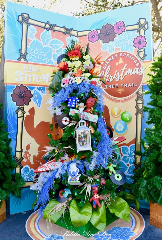 Lilo-and-Stitch-Tree | ohfiddledeedee.com