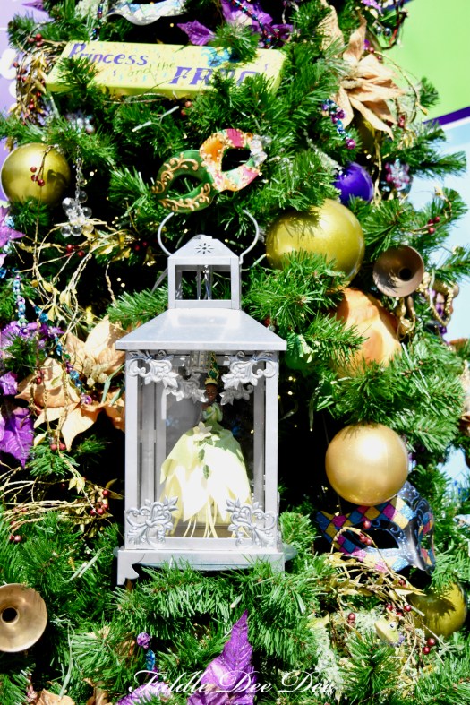 Princess-and-the-Frog-Tree | ohfiddledeedee.com