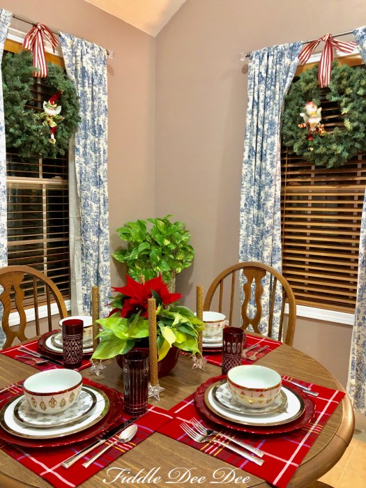 christmas-table