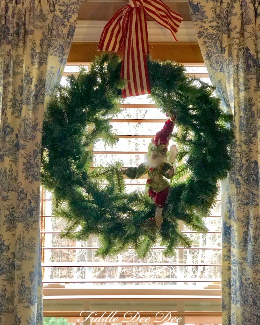 simple-christmas-wreath