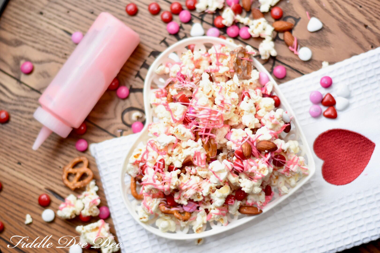 Valentines-Cupid-Crunch-Snack | Fiddle-Dee-Dee