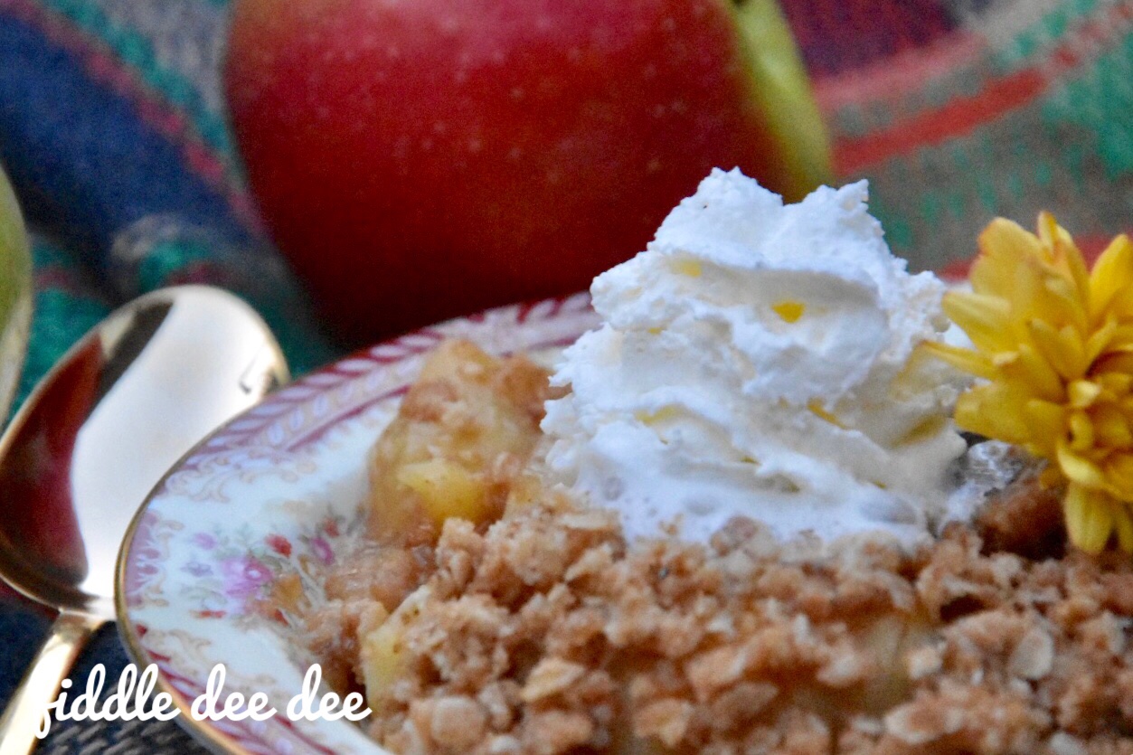 Autumn Deep Dish Apple Crisp From Fiddle Dee Dee