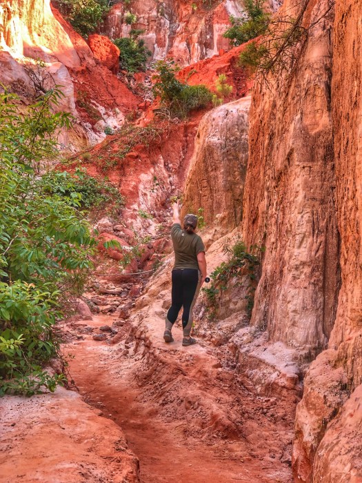 Hiking Providence Canyon / Oh Fiddle Dee Dee